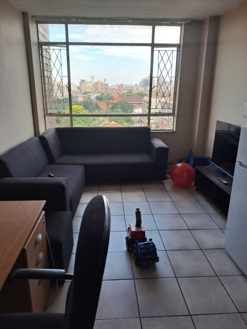 2 Bedroom Apartment / Flat To Rent in Musgrave RE/MAX™ of Southern Africa