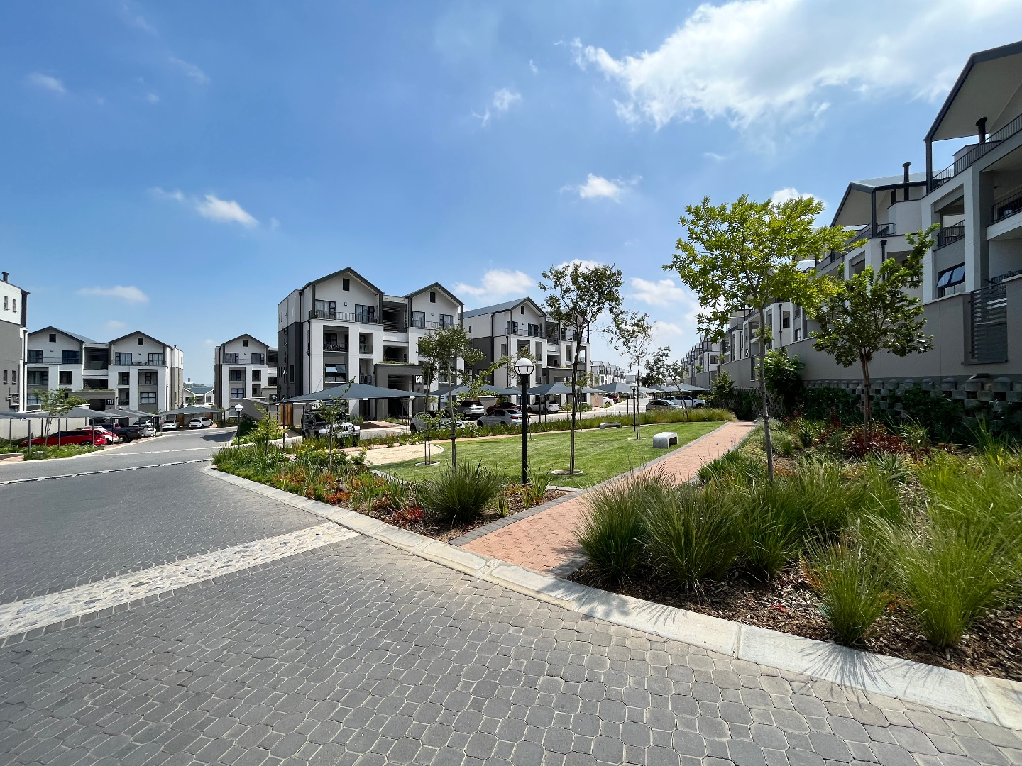 3 Bedroom Apartment / Flat To Rent in Waterfall RE/MAX™ of Southern