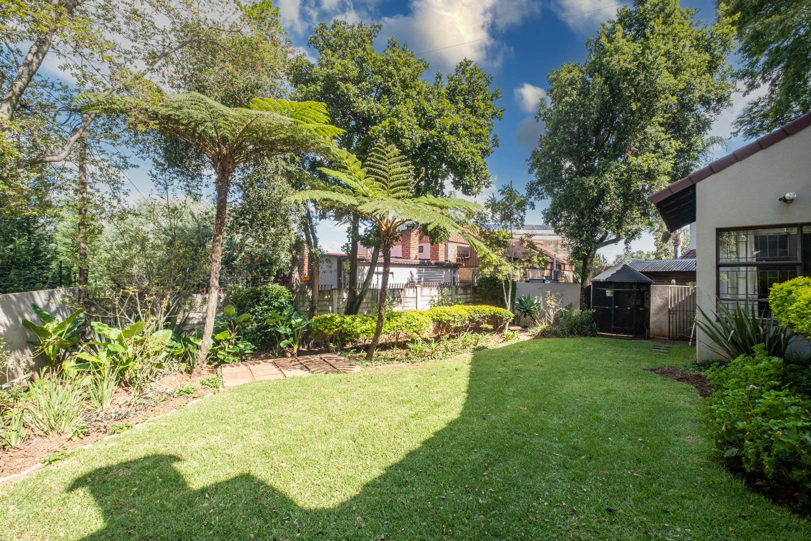 4 Bedroom House For Sale in Erasmuskloof RE/MAX™ of Southern Africa