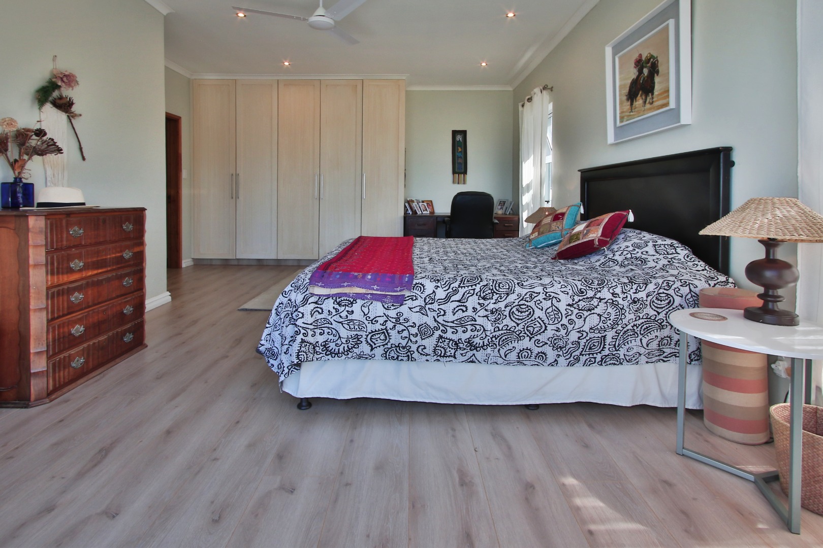 4 Bedroom House For Sale in Trafalgar RE/MAX™ of Southern Africa