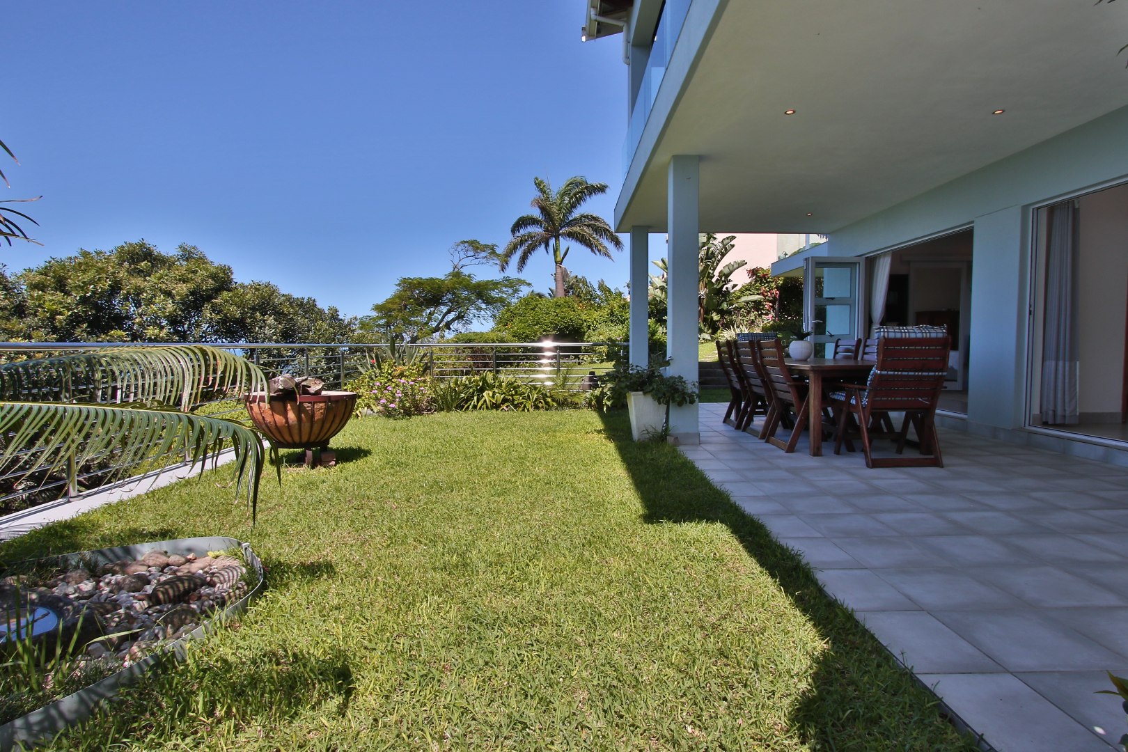 4 Bedroom House For Sale in Trafalgar RE/MAX™ of Southern Africa