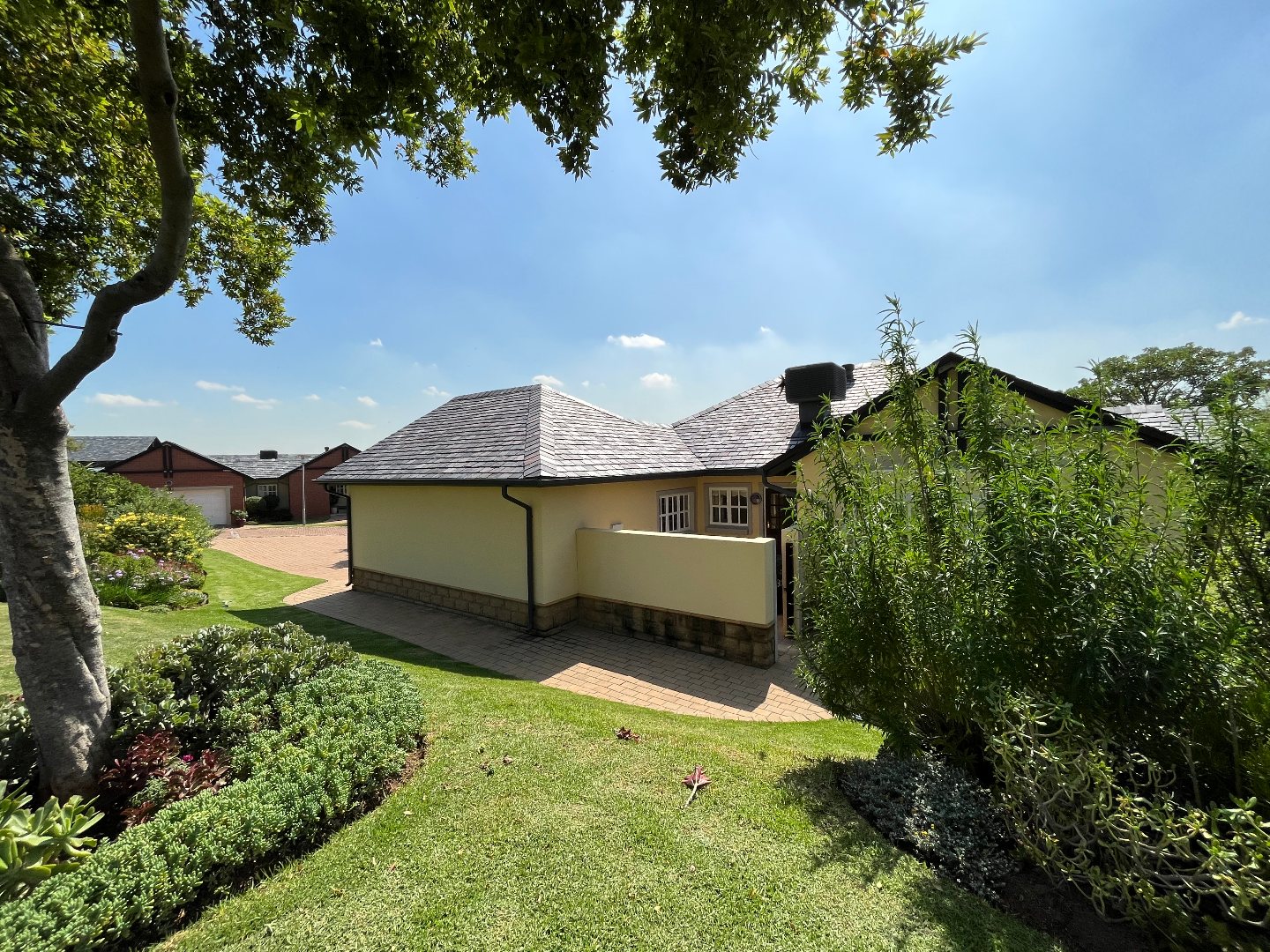 3 Bedroom House For Sale in Waterfall RE/MAX™ of Southern Africa