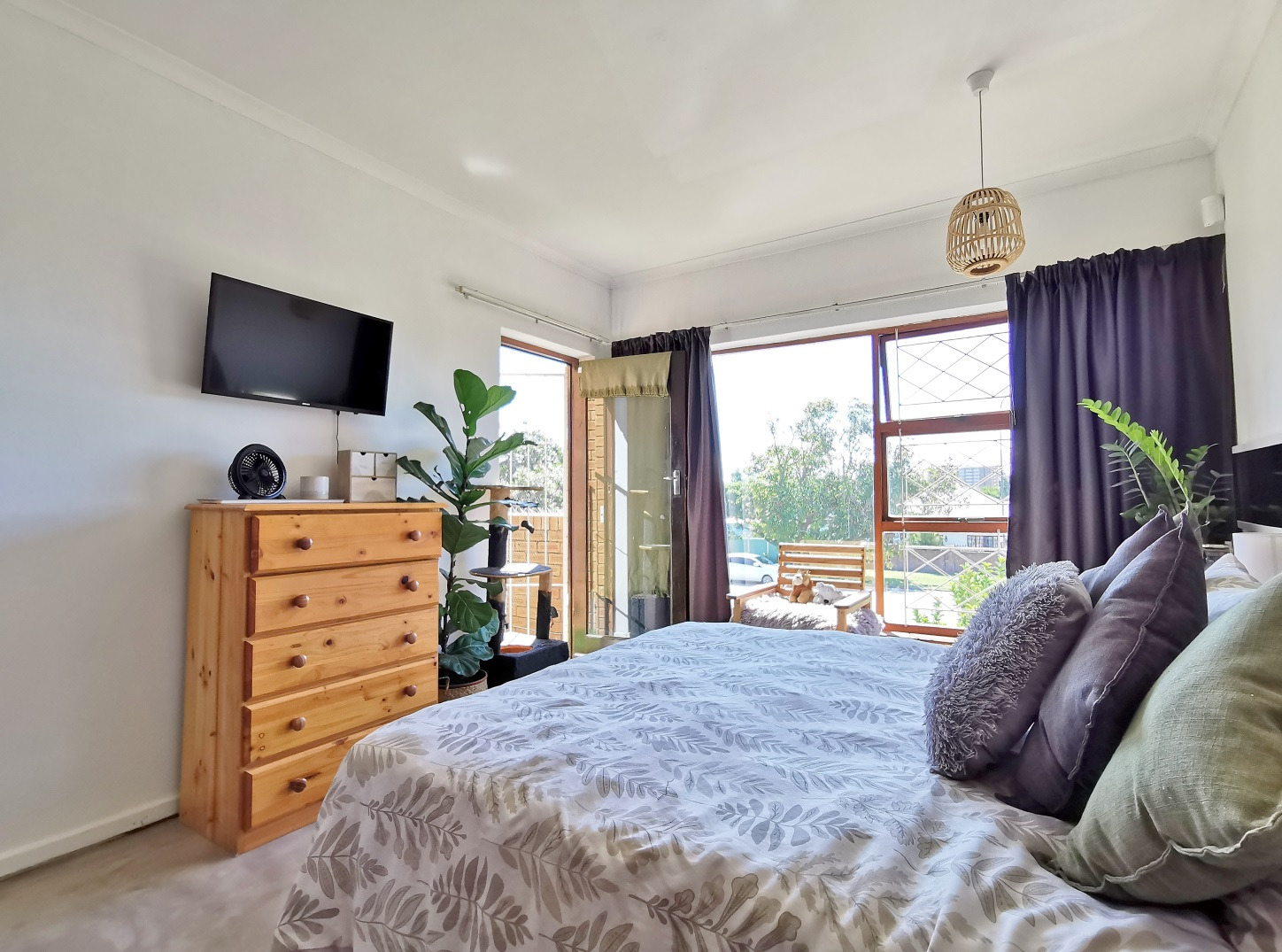 3 Bedroom Apartment / Flat For Sale in Walmer RE/MAX™ of Southern Africa