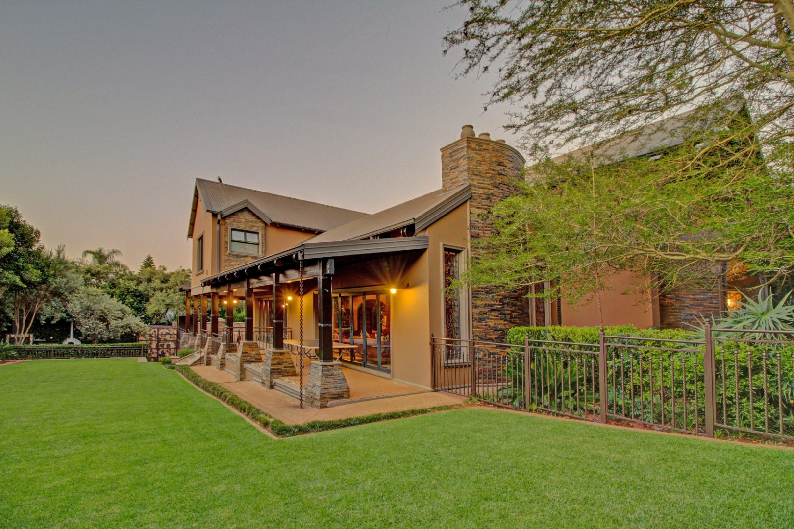 4 Bedroom House For Sale in Boardwalk Meander RE/MAX™ of Southern Africa