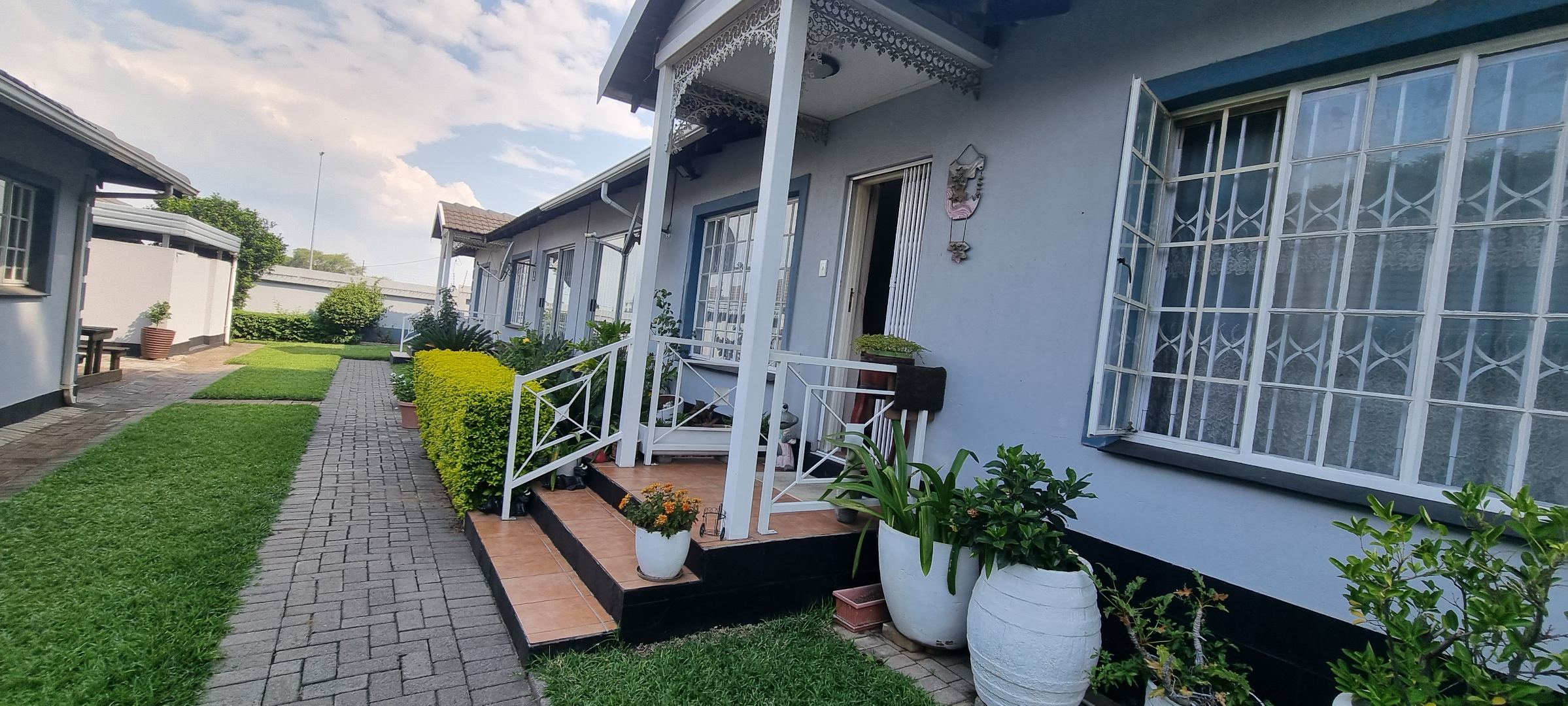 2 Bedroom Townhouse For Sale in Waterval East RE/MAX™ of Southern Africa