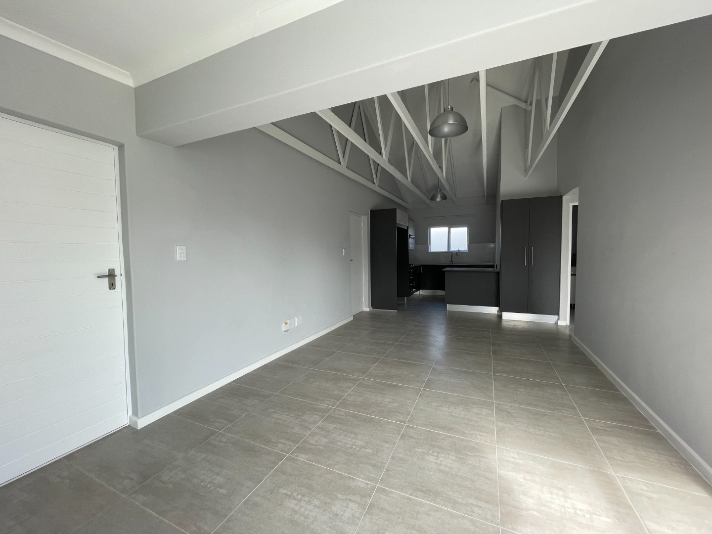 3 Bedroom Townhouse To Rent in Overbaakens RE/MAX™ of Southern Africa