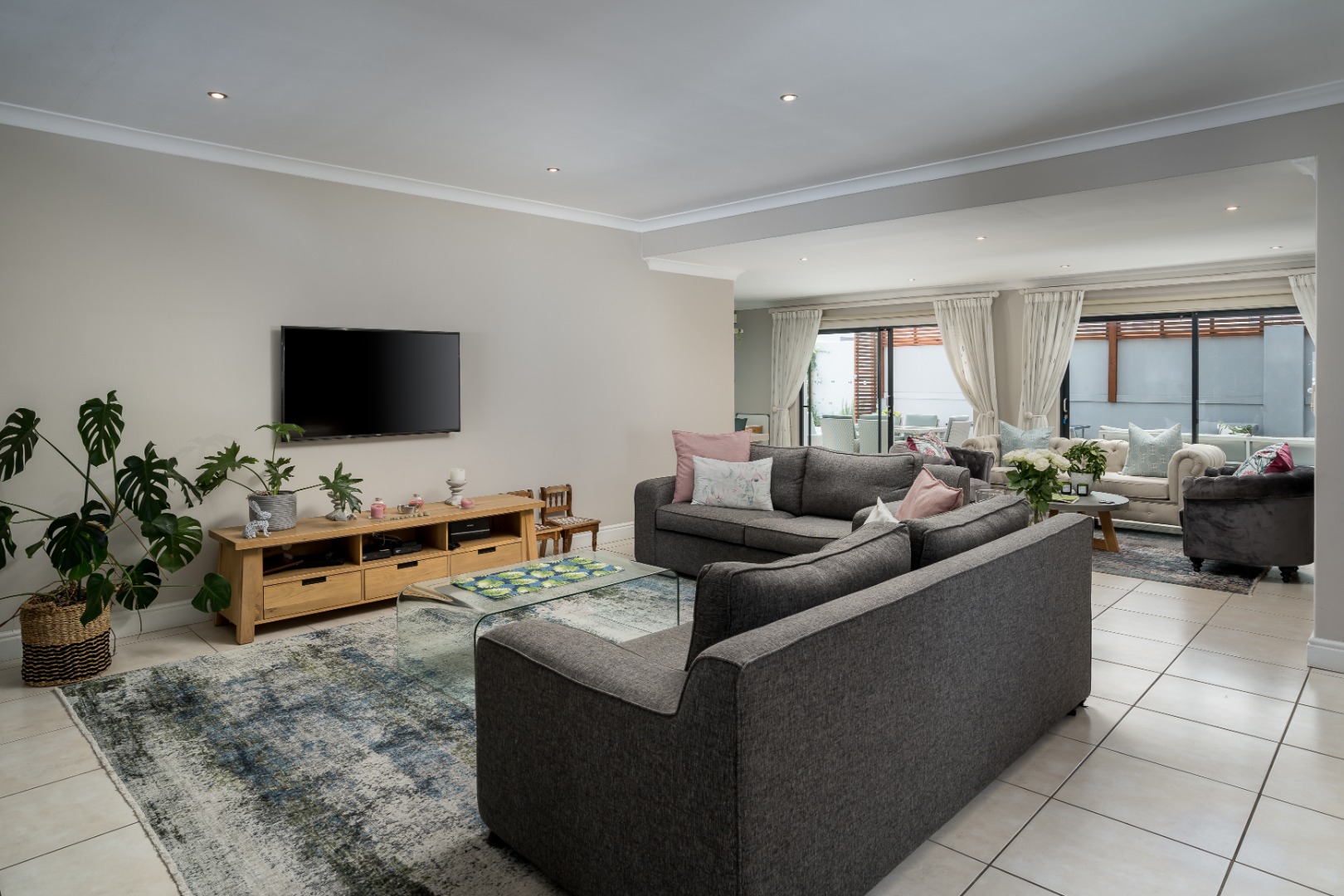 3 Bedroom House For Sale in Fernwood Estate RE/MAX™ of Southern Africa