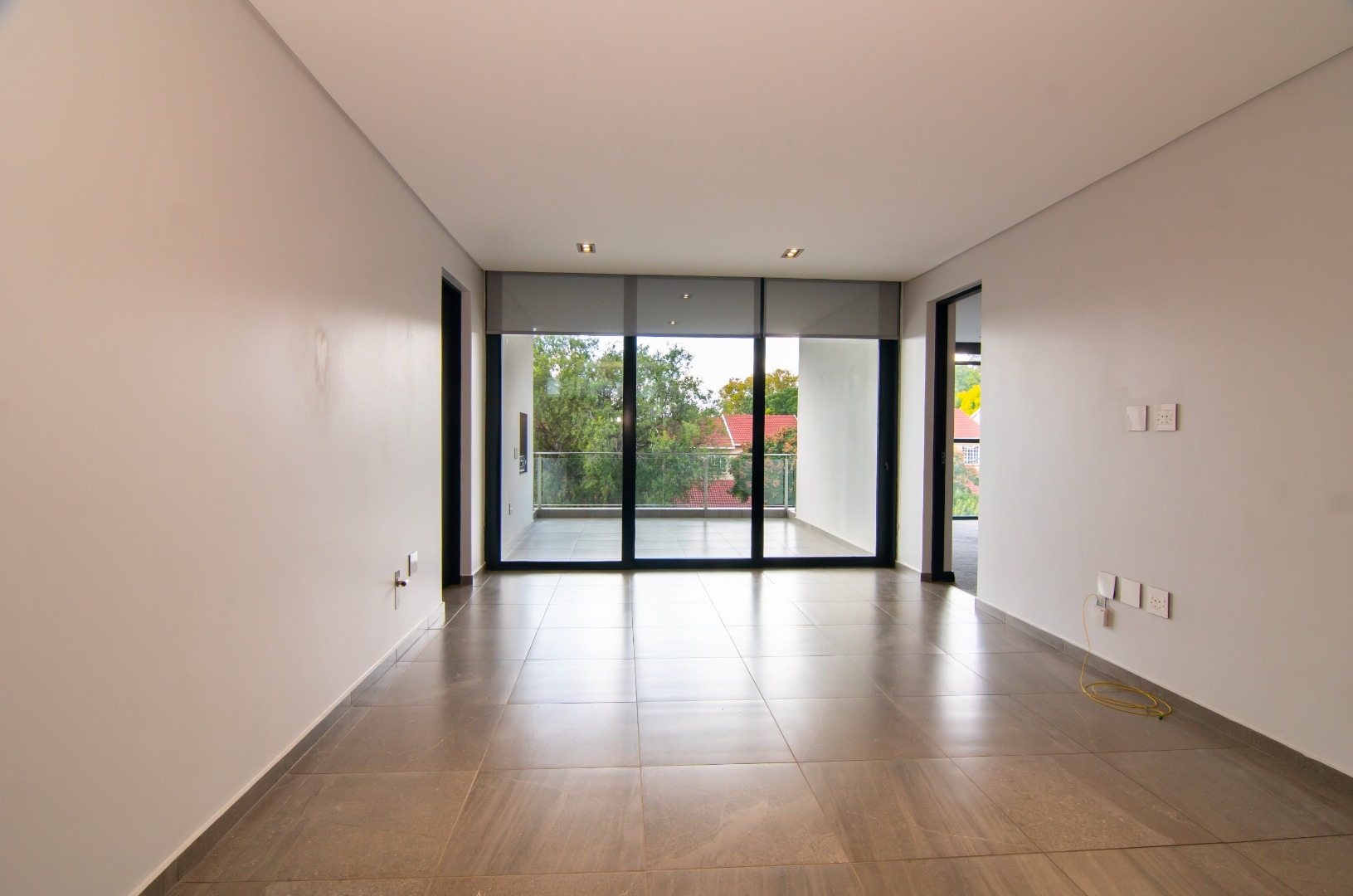 2 Bedroom Apartment / Flat To Rent in Dunkeld West RE/MAX™ of