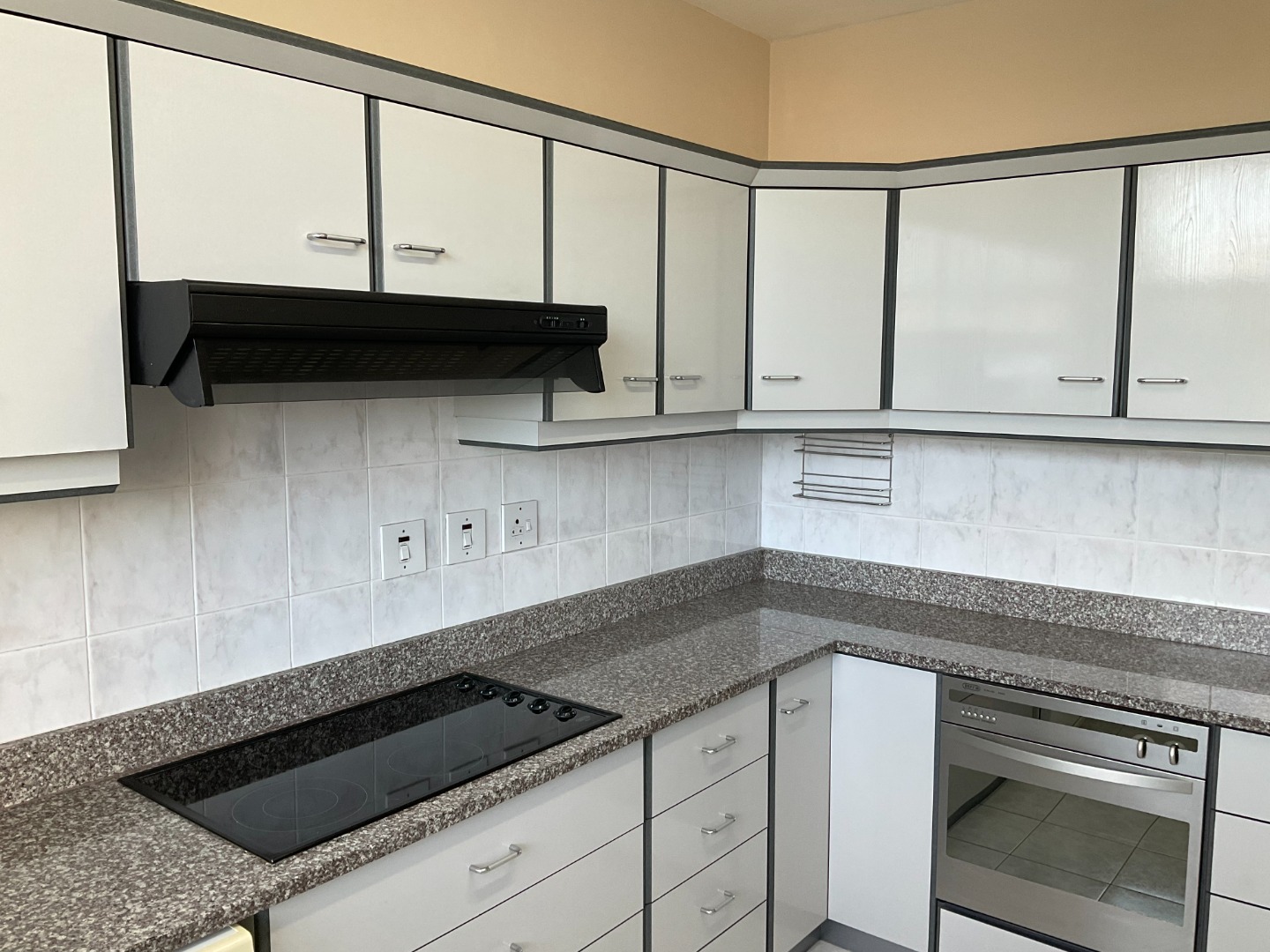 3 Bedroom Apartment / Flat To Rent in Musgrave RE/MAX™ of Southern Africa