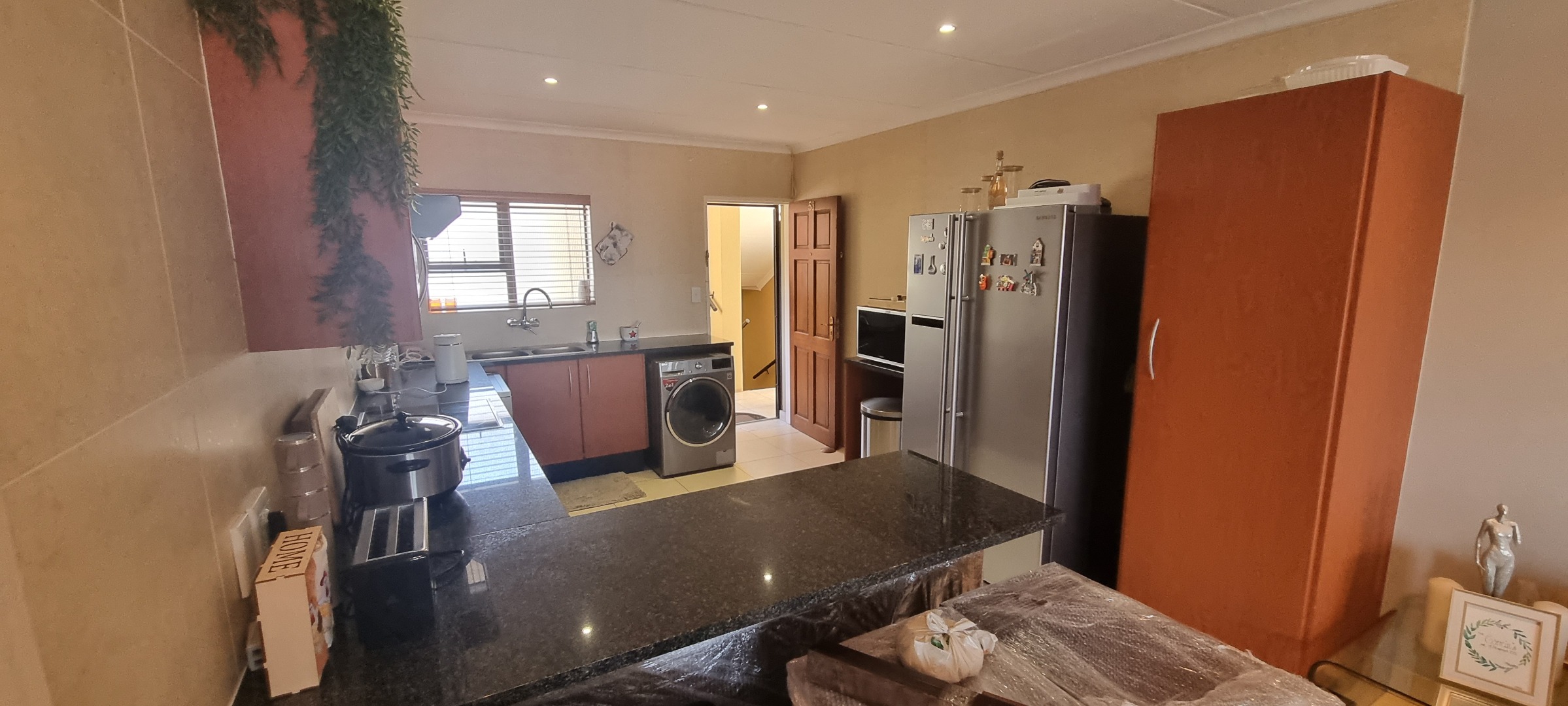 3 Bedroom Townhouse For Sale in Bassonia Rock RE/MAX™ of Southern Africa