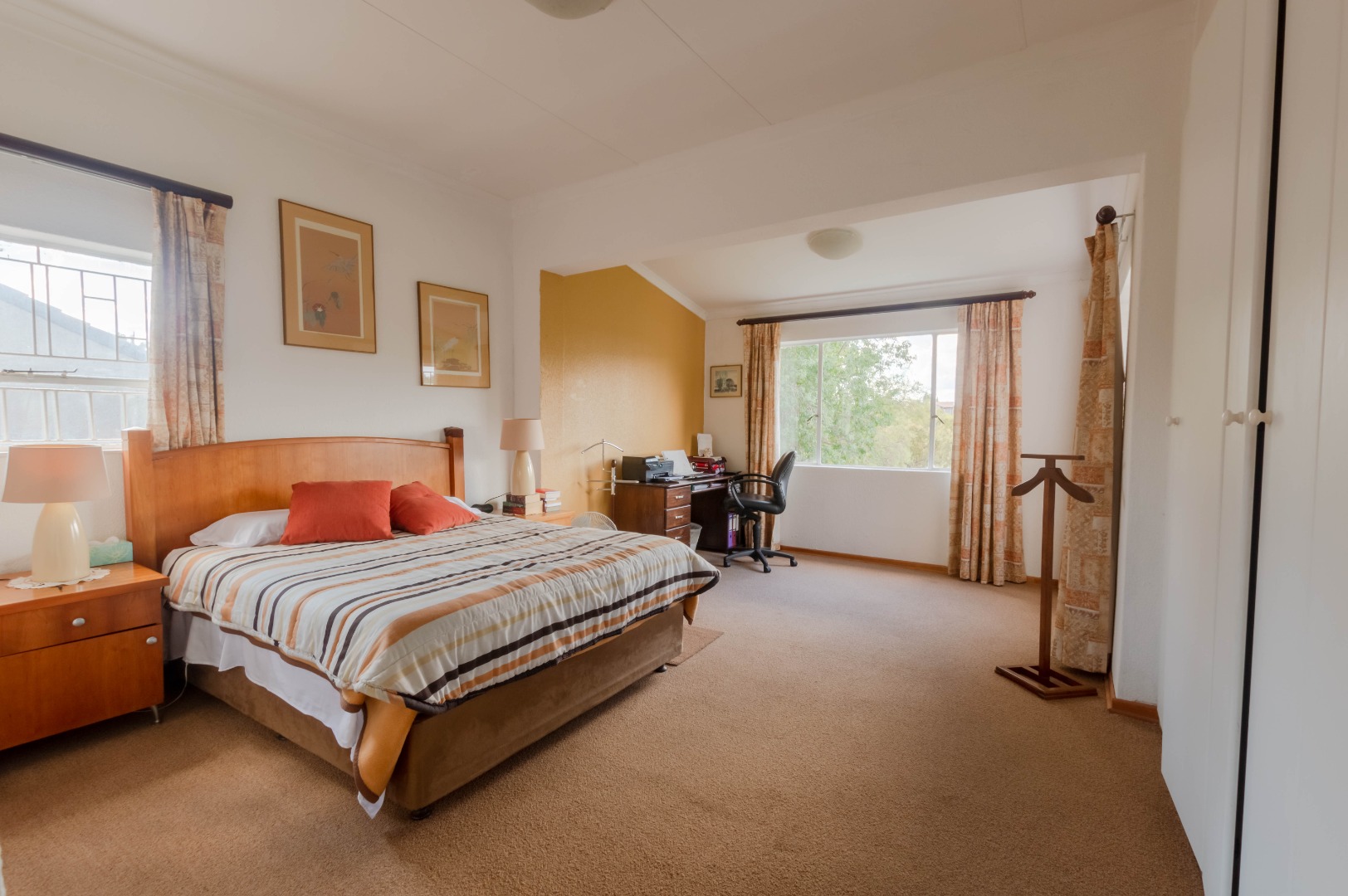 3 Bedroom House For Sale in Dowerglen Ext 3 RE/MAX™ of Southern Africa