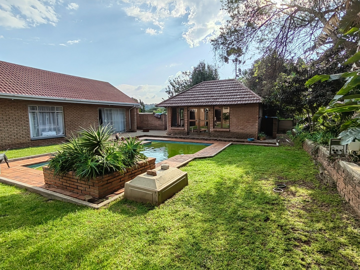 4 Bedroom House For Sale in Kenmare RE/MAX™ of Southern Africa