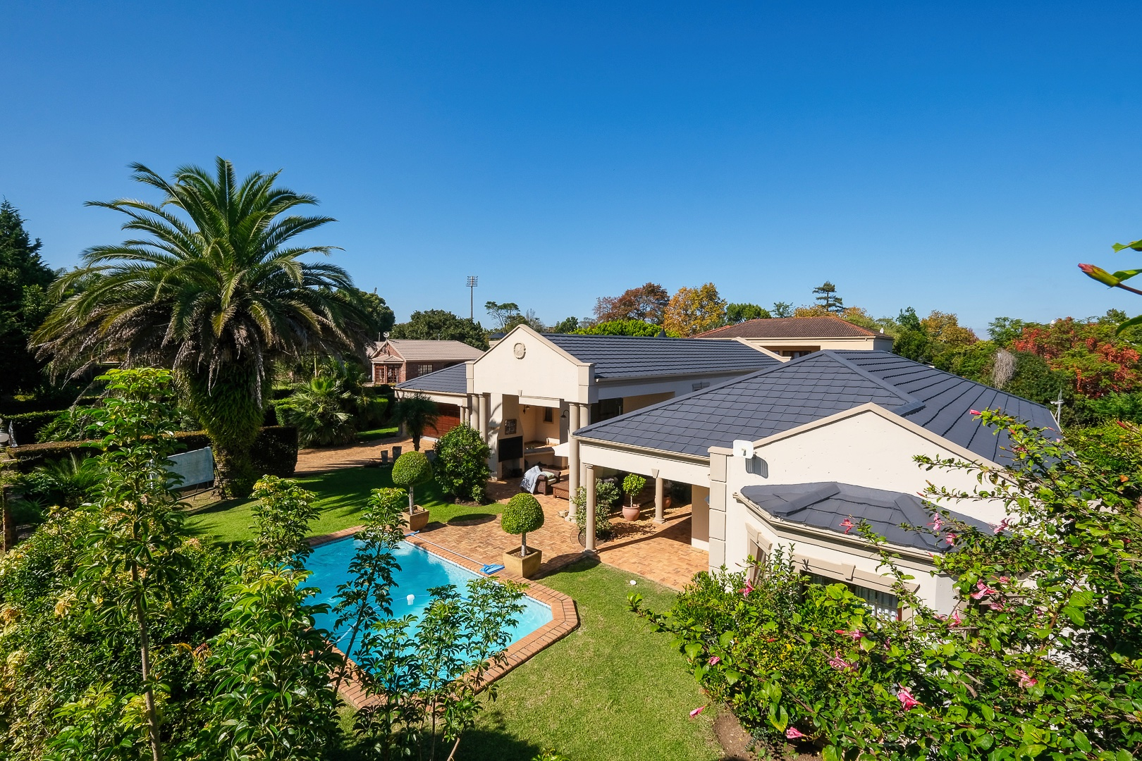 4 Bedroom House For Sale in Heatherlands RE/MAX™ of Southern Africa