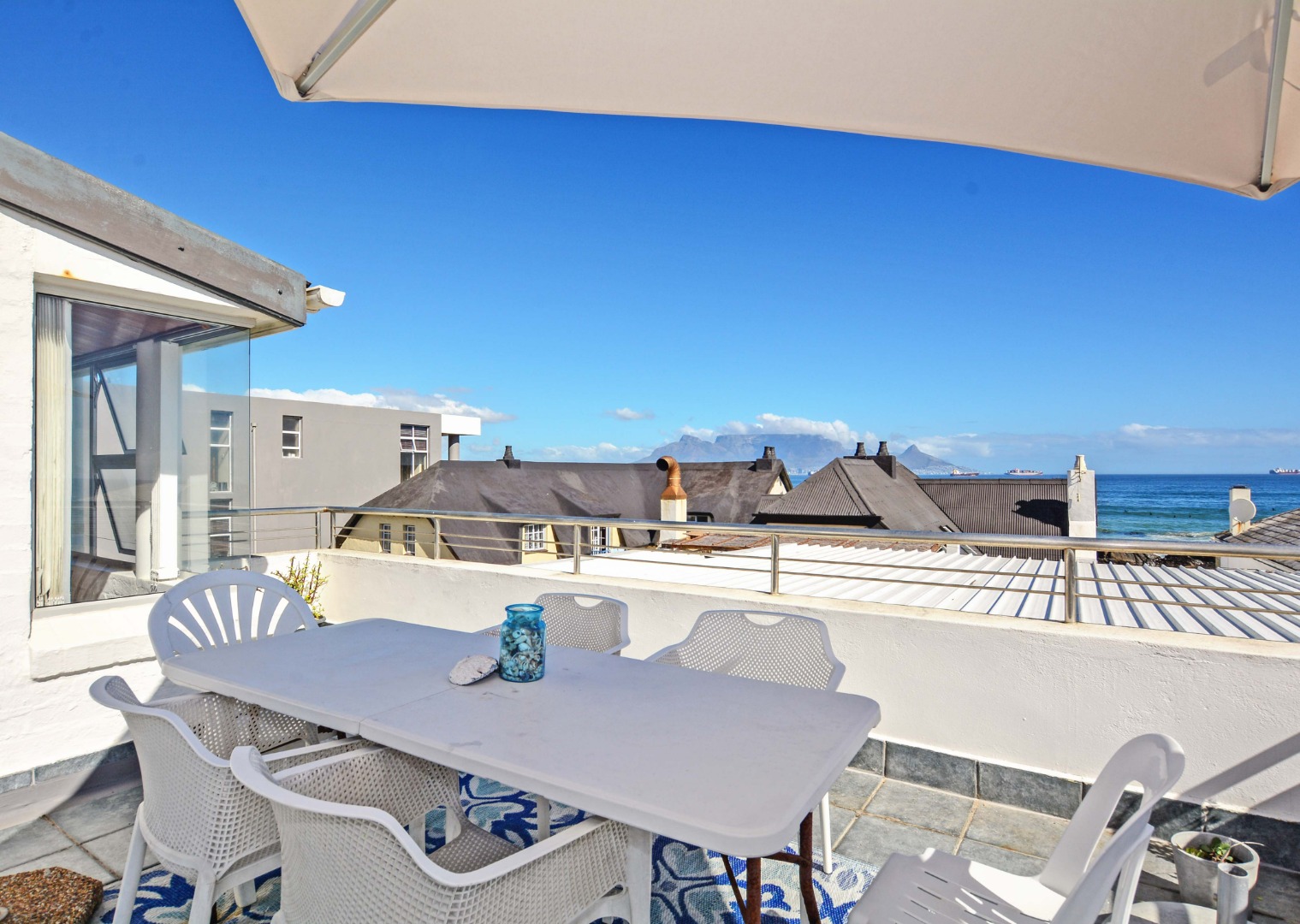 4 Bedroom House For Sale in Bloubergstrand RE/MAX™ of Southern Africa