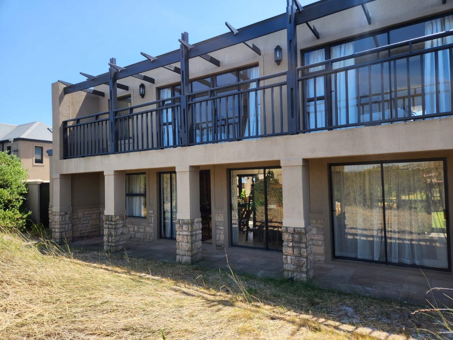 4 Bedroom House For Sale in Atlantic Beach Golf Estate RE/MAX™ of