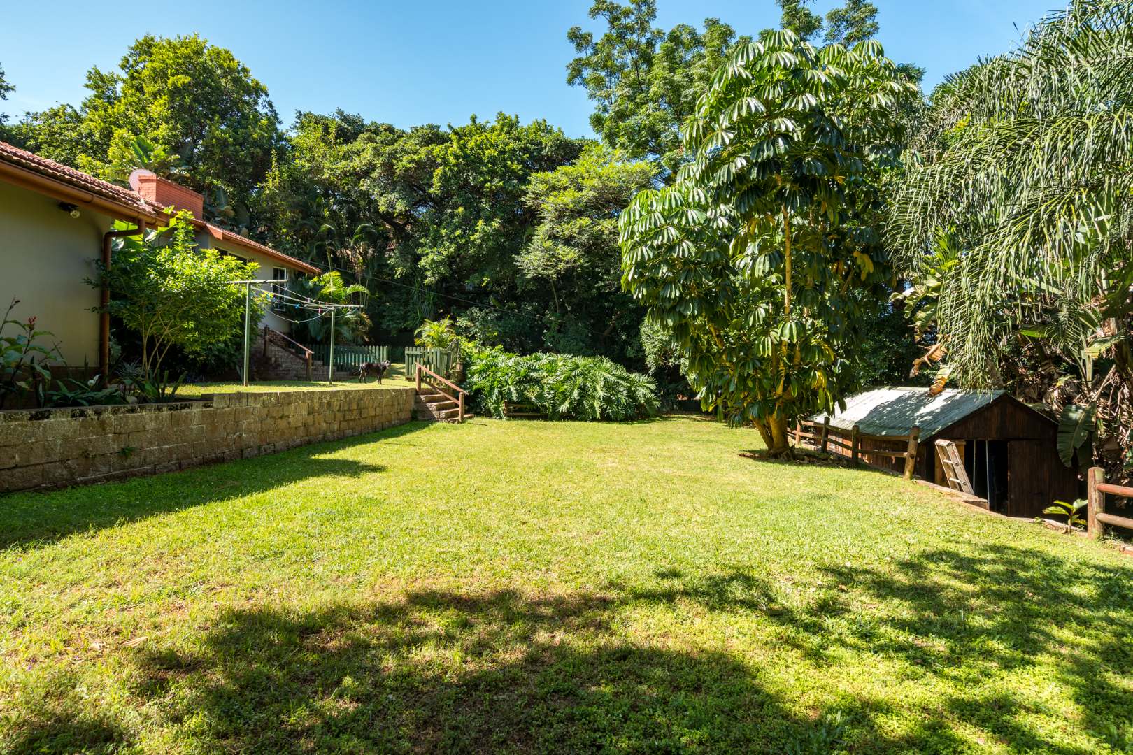 5 Bedroom House For Sale in Athlone RE/MAX™ of Southern Africa