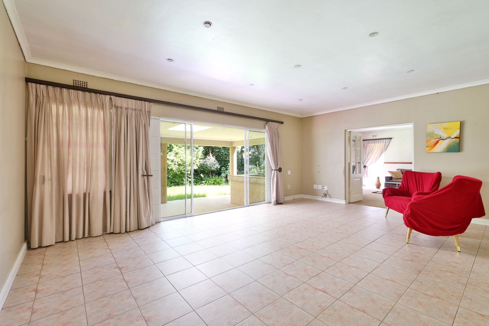 4 Bedroom House For Sale in Morningside Manor RE/MAX™ of Southern Africa