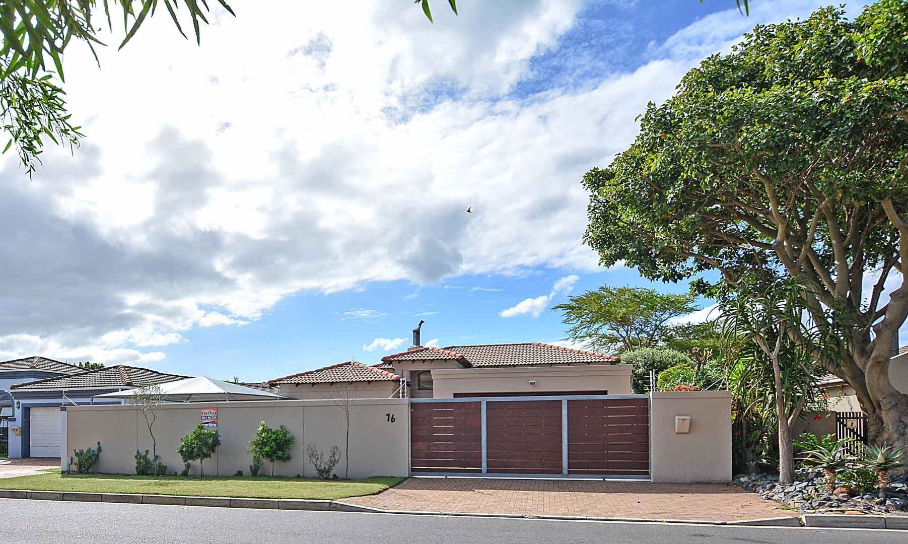 5 Bedroom House For Sale in Parklands RE/MAX™ of Southern Africa