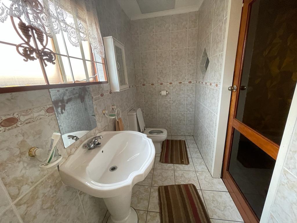 3 Bedroom House For Sale in Eldorado Park RE/MAX™ of Southern Africa