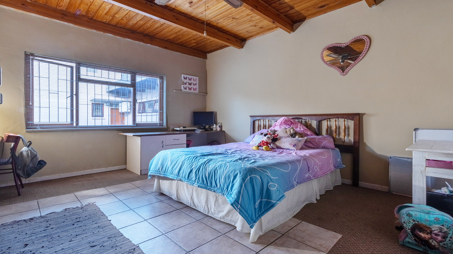 4 Bedroom House For Sale in Parel Vallei RE/MAX™ of Southern Africa