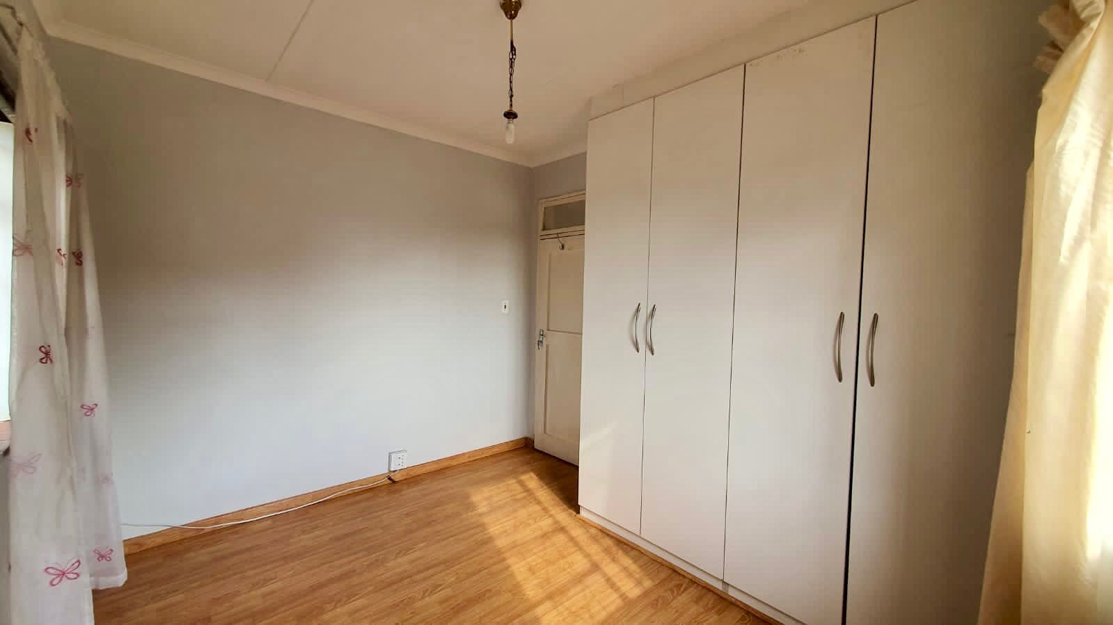 3 Bedroom House For Sale in Coronationville RE/MAX™ of Southern Africa