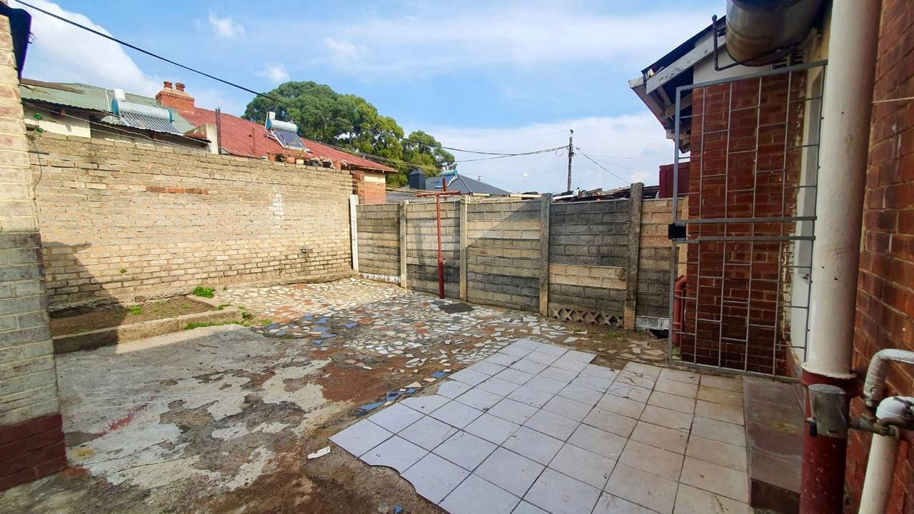3 Bedroom House For Sale in Coronationville RE/MAX™ of Southern Africa
