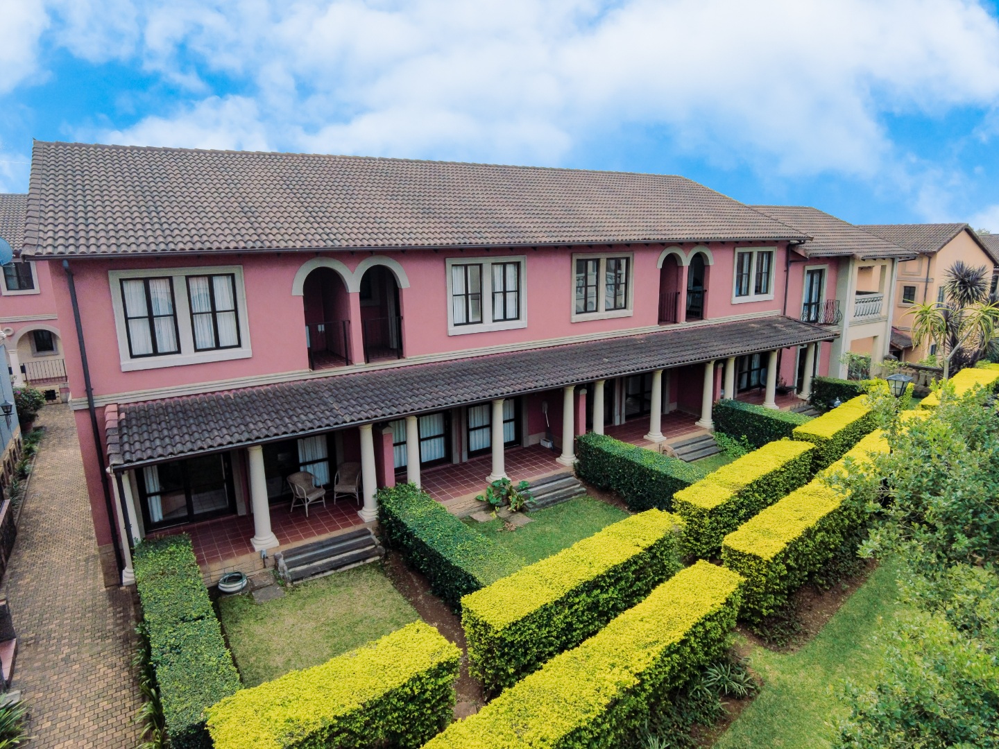 2 Bedroom Townhouse For Sale in Plantations Estate RE/MAX™ of