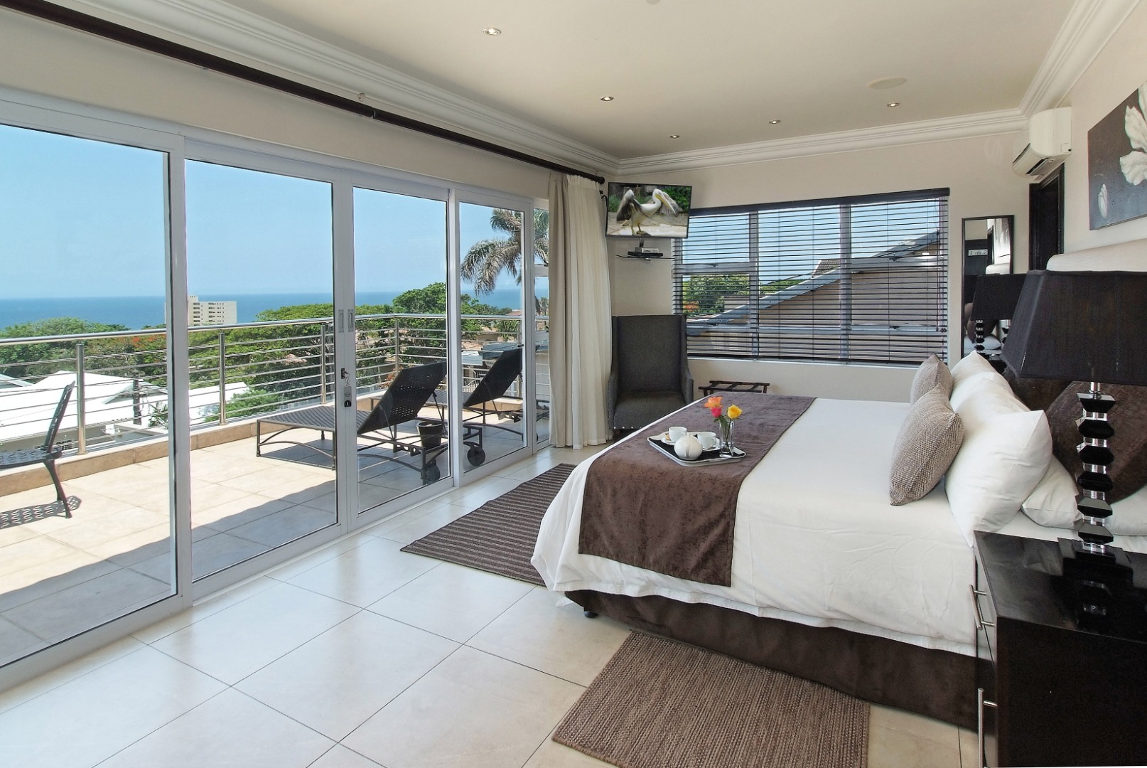 7 Bedroom House For Sale in Umhlanga Central RE/MAX™ of Southern Africa