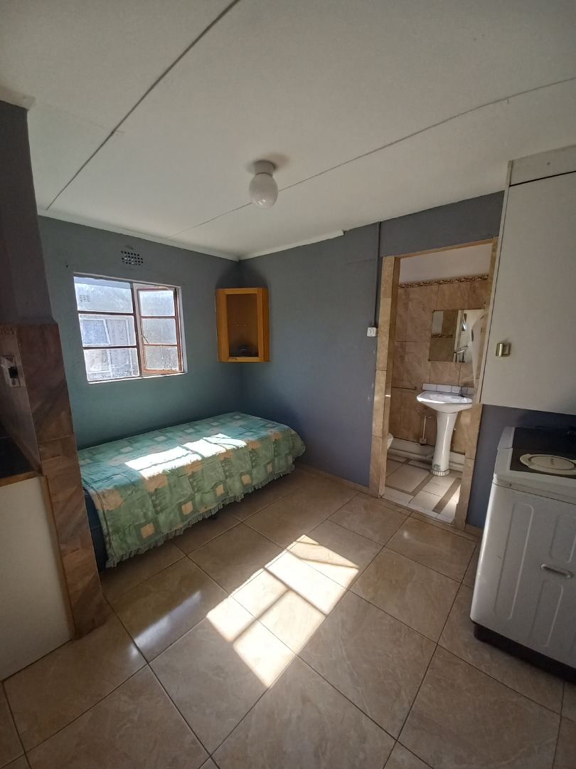 3 Bedroom House For Sale in Galeshewe RE/MAX™ of Southern Africa