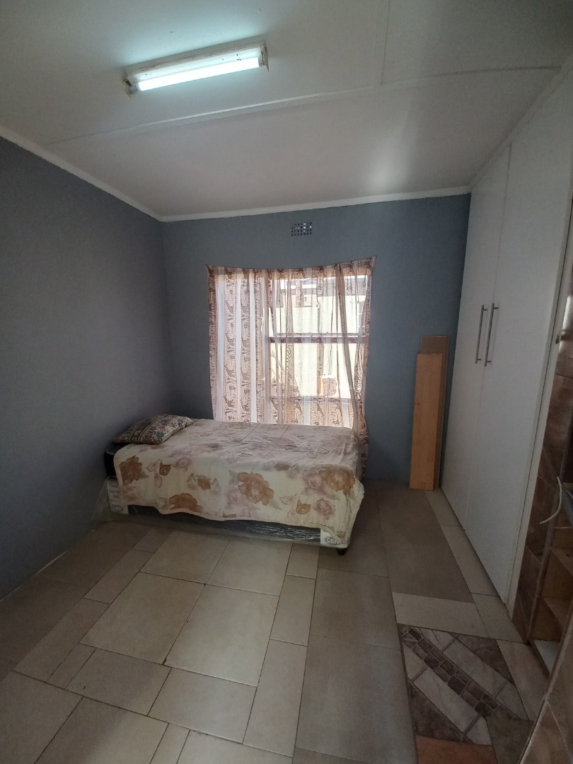 3 Bedroom House For Sale in Galeshewe RE/MAX™ of Southern Africa