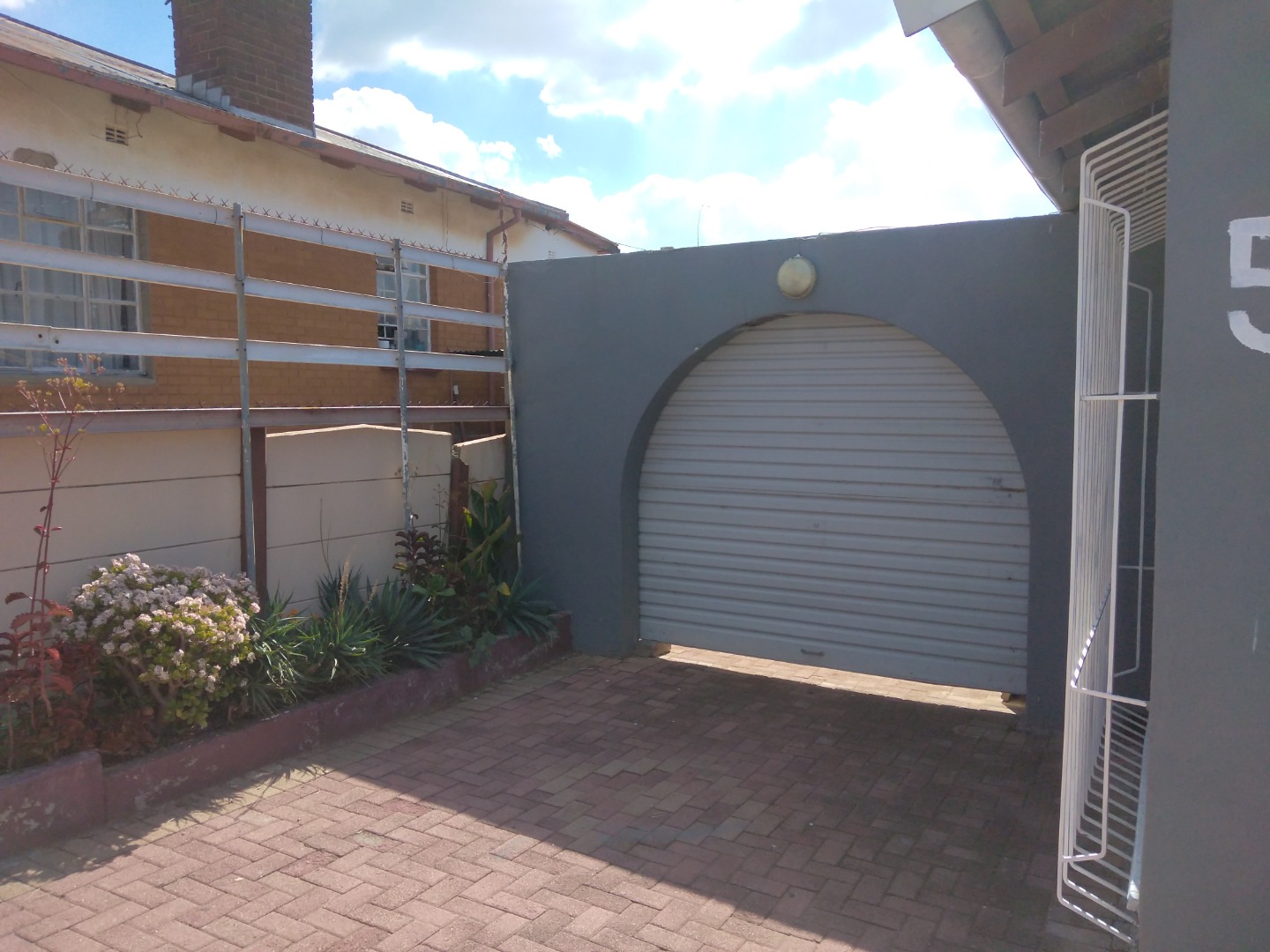 3 Bedroom House For Sale in South Hills RE/MAX™ of Southern Africa