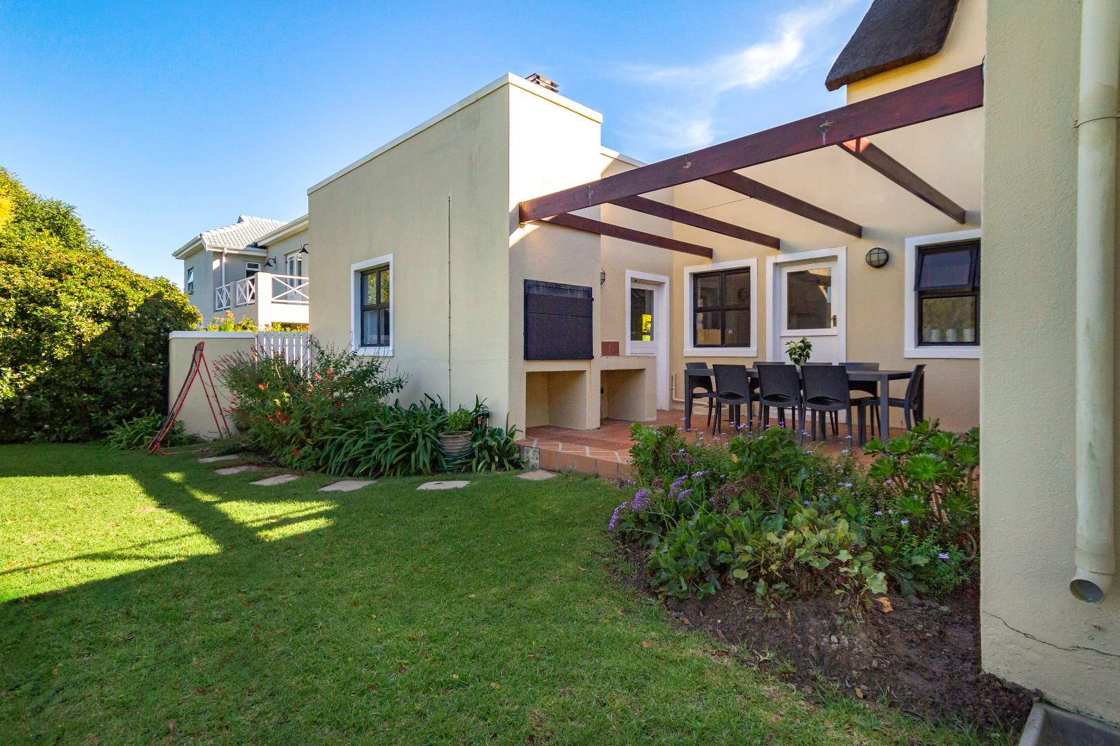 3 Bedroom House For Sale in Erinvale Golf Estate RE/MAX™ of Southern Africa