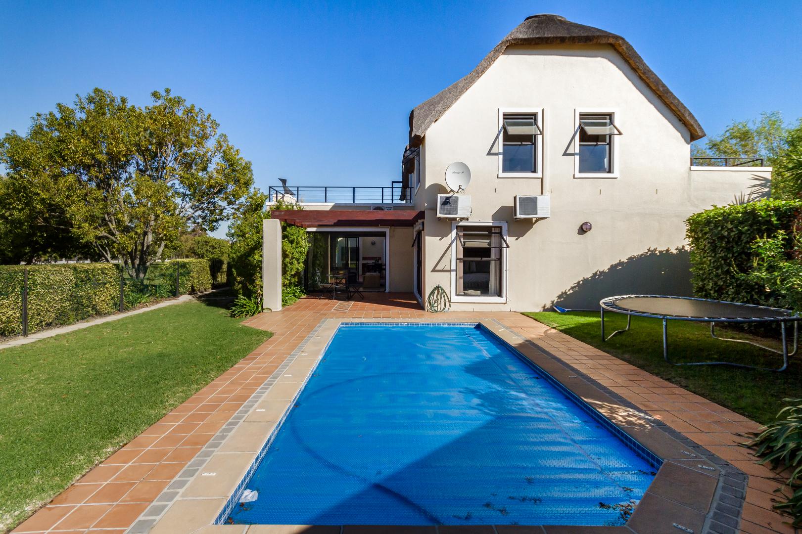 3 Bedroom House For Sale in Erinvale Golf Estate RE/MAX™ of Southern Africa