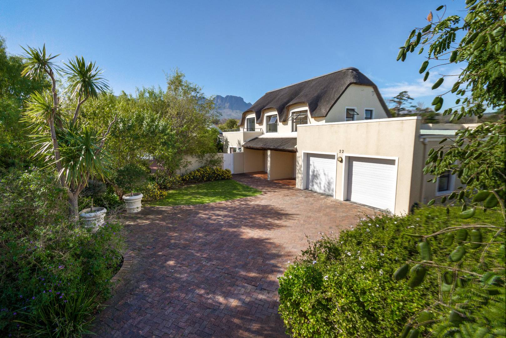 3 Bedroom House For Sale in Erinvale Golf Estate RE/MAX™ of Southern