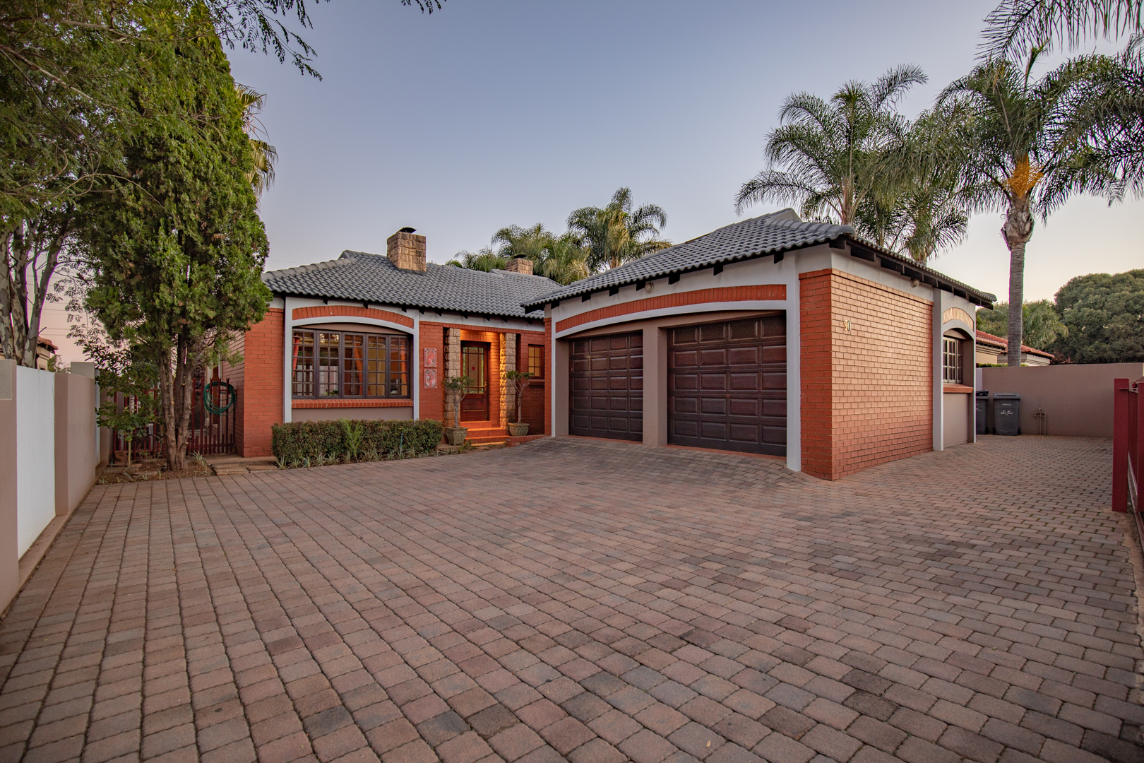 4 Bedroom House For Sale in Moreleta Park RE/MAX™ of Southern Africa