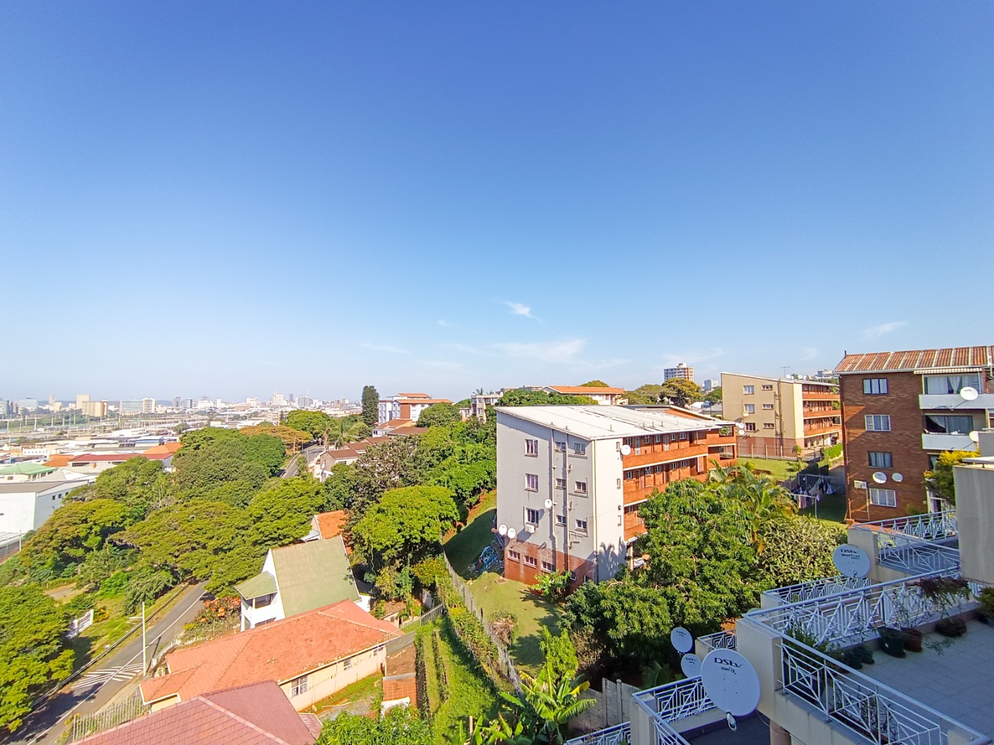 3 Bedroom Apartment / Flat For Sale in Morningside RE/MAX™ of