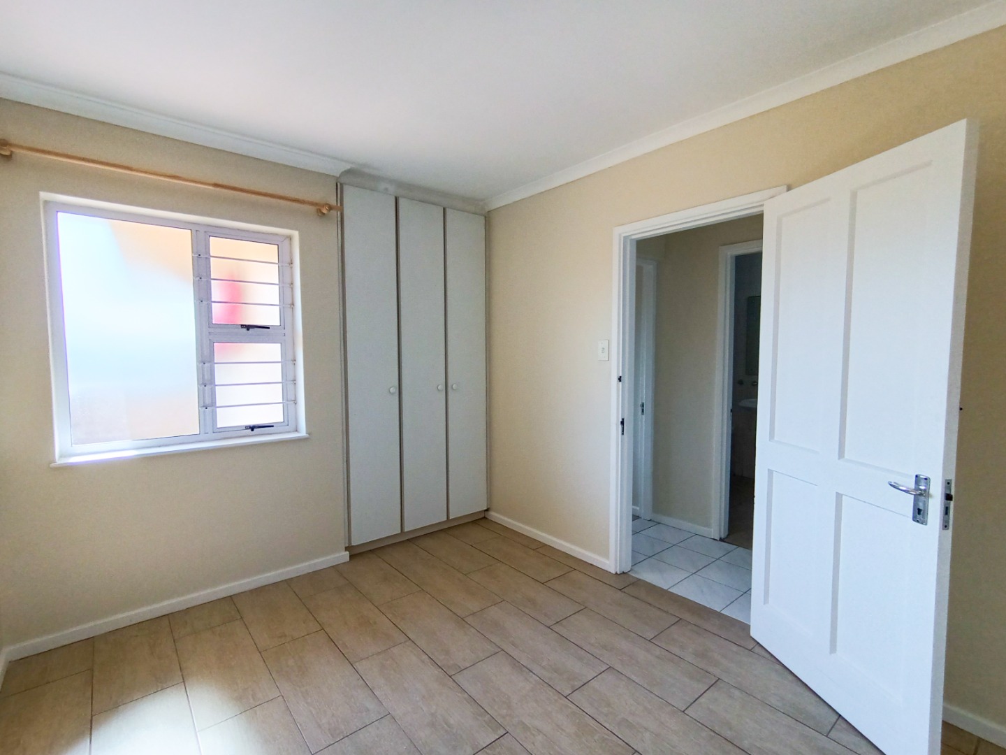 3 Bedroom Apartment / Flat For Sale in Morningside RE/MAX™ of