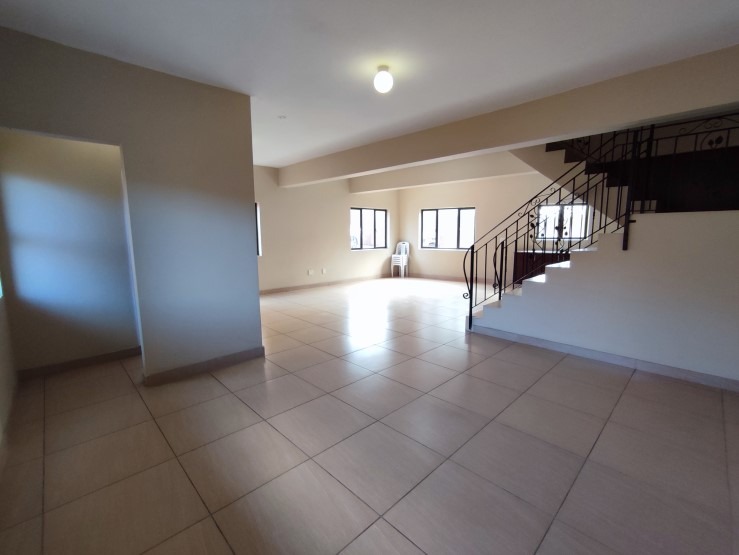 3 Bedroom Townhouse To Rent in Clare Hills RE/MAX™ of Southern Africa