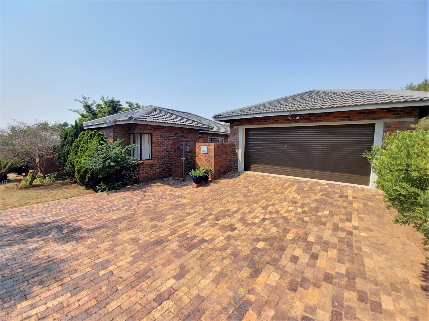 4 Bedroom House For Sale in Vaal Marina RE/MAX™ of Southern Africa