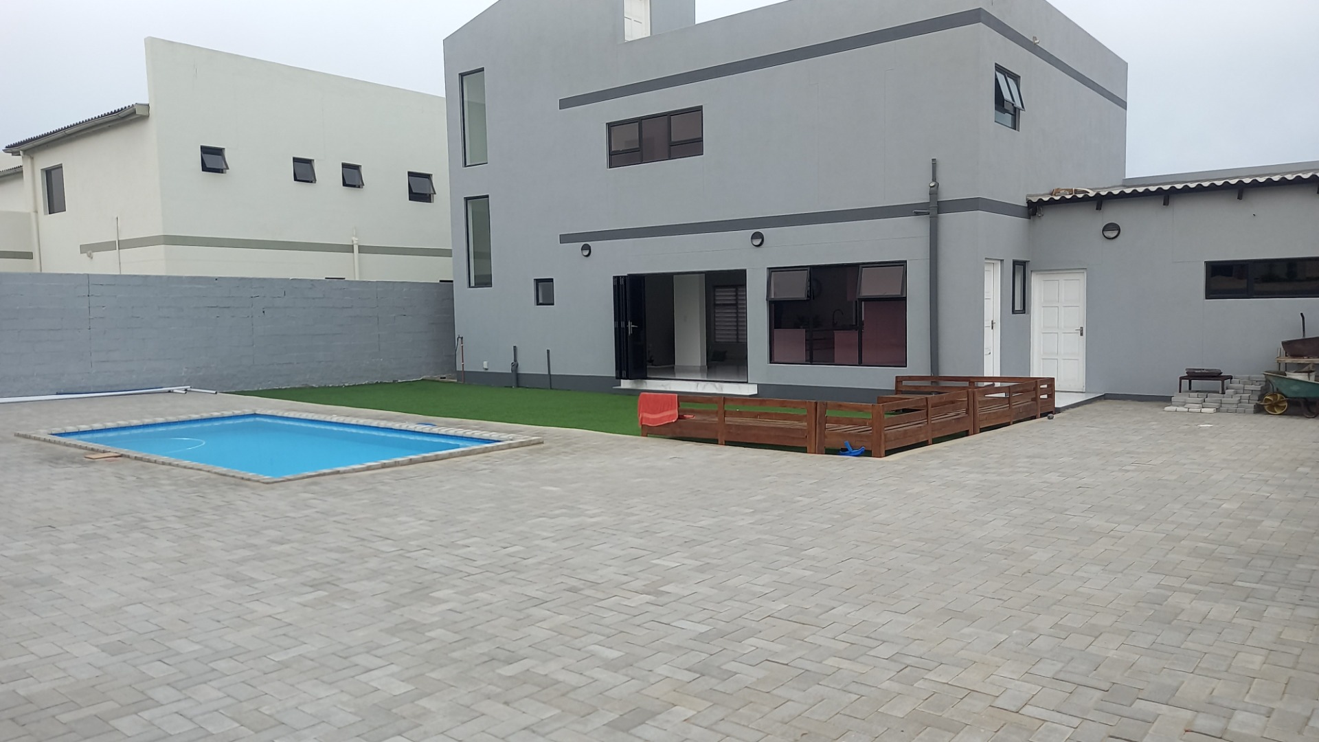 3 Bedroom House For Sale in Dolphin Beach RE/MAX™ of Southern Africa