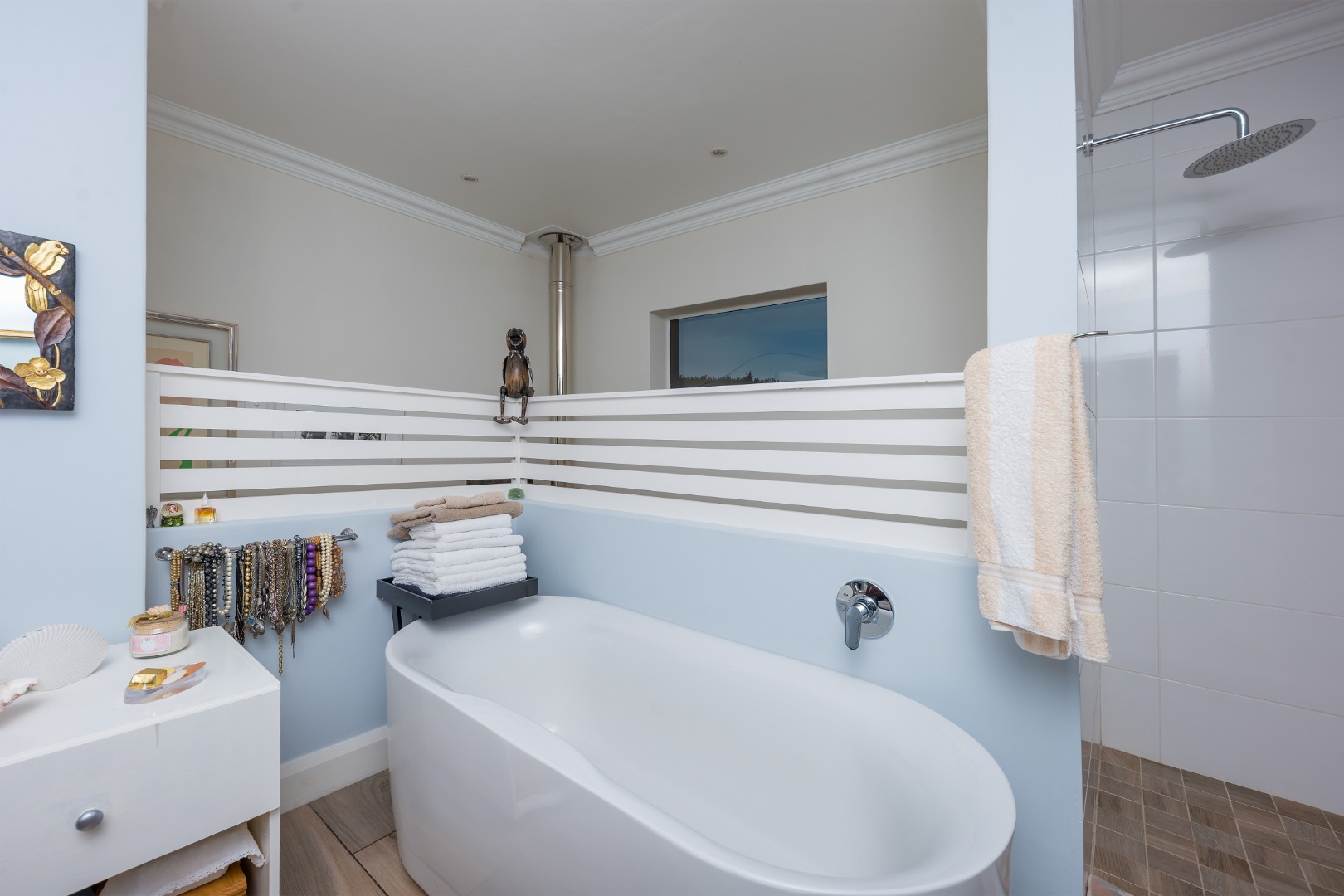 2 Bedroom House For Sale in Glen Barrie RE/MAX™ of Southern Africa