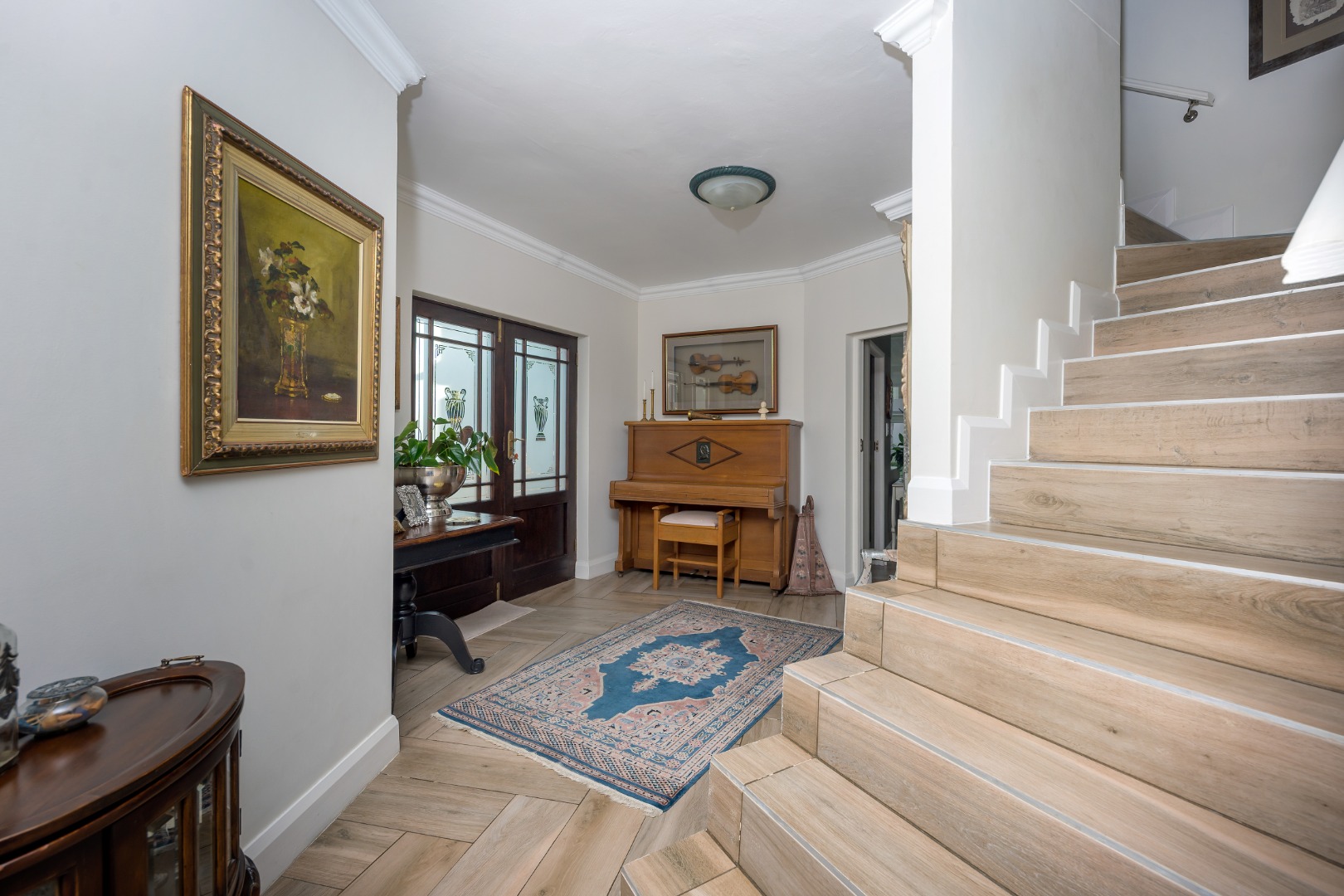 2 Bedroom House For Sale in Glen Barrie RE/MAX™ of Southern Africa