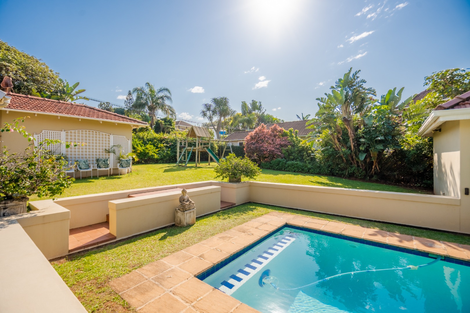 4 Bedroom House For Sale in Durban North RE/MAX™ of Southern Africa