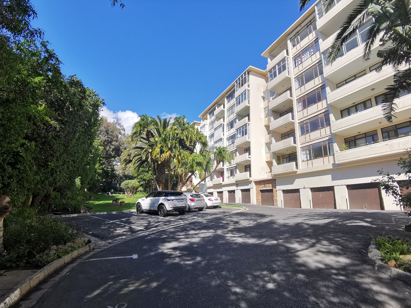 Flats and houses to rent in Sea Point, Cape Town RE/MAX