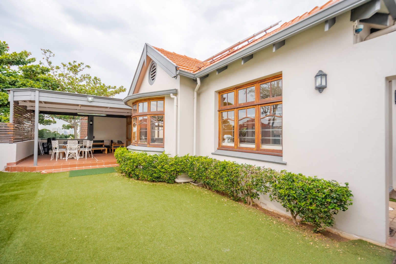 3 Bedroom House For Sale in Essenwood RE/MAX™ of Southern Africa