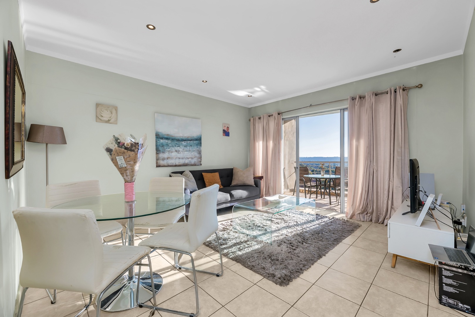 Property and houses for sale in Sandhurst, Sandton RE/MAX™