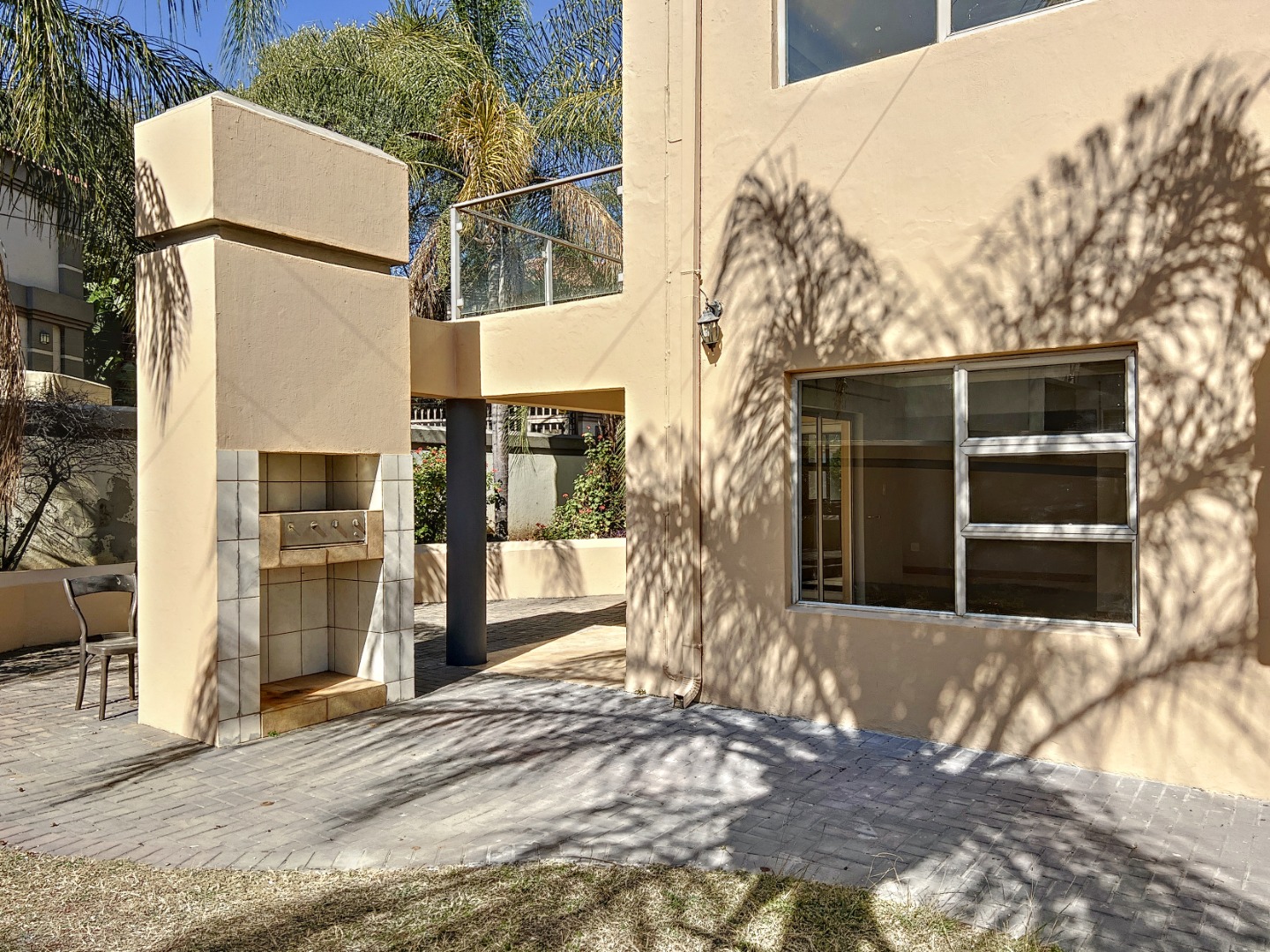 Property to rent in Faerie Glen RE/MAX™ of Southern Africa