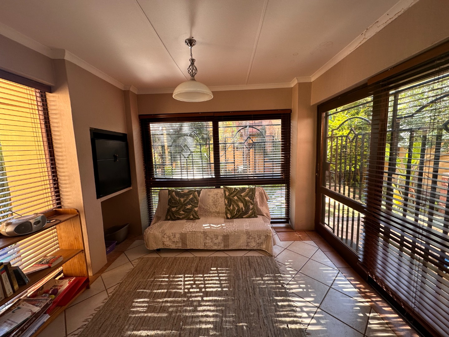 3 Bedroom Townhouse For Sale in Boardwalk Meander RE/MAX™ of Southern