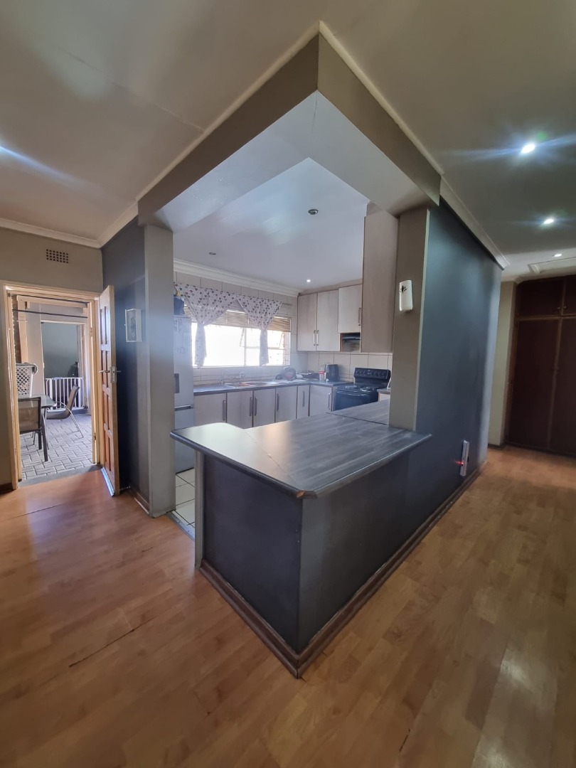 2 Bedroom Townhouse For Sale in Flamingo Park RE/MAX™ of Southern Africa