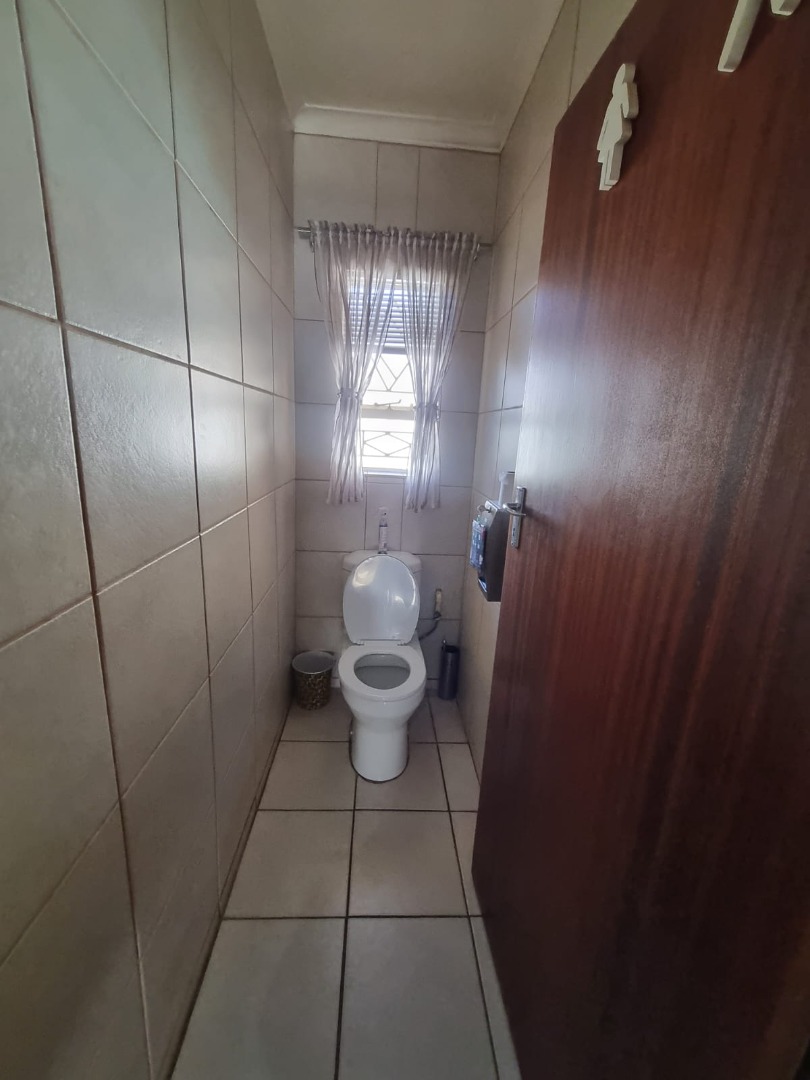 2 Bedroom Townhouse For Sale in Flamingo Park RE/MAX™ of Southern Africa